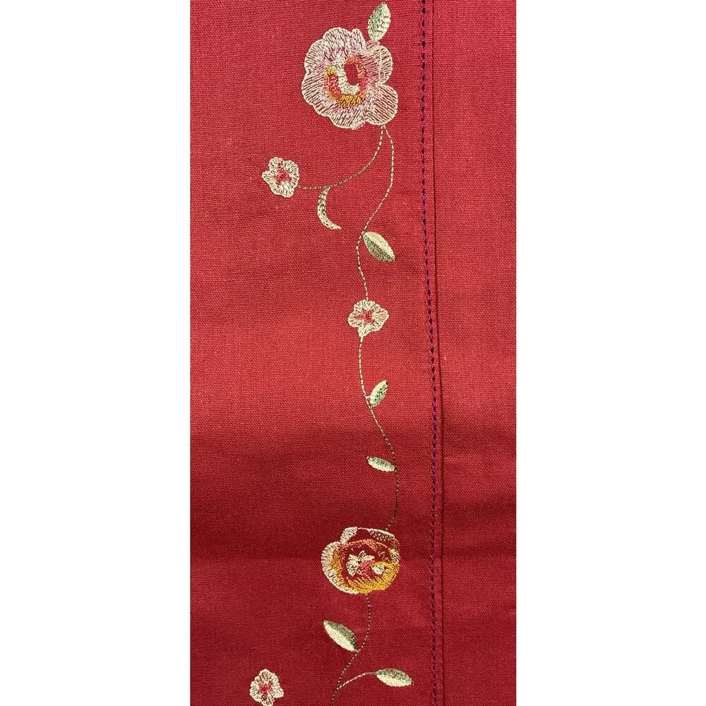 Nautica 70” Embroidered Savannah Spice 100% Ctn Floral Burgandy Table Runner